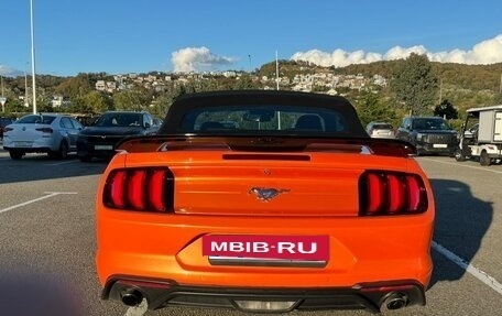 Ford Mustang VI рестайлинг, 2018 год, 2 690 000 рублей, 9 фотография