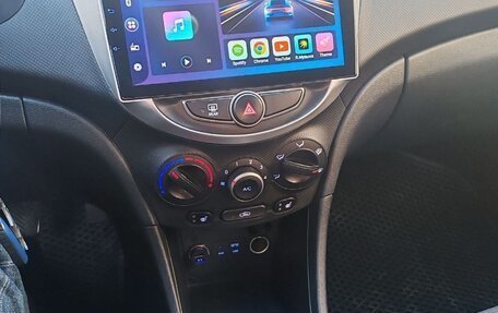 Hyundai Solaris II рестайлинг, 2016 год, 750 000 рублей, 10 фотография