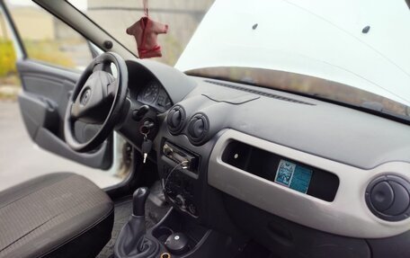 Renault Logan I, 2010 год, 375 000 рублей, 24 фотография