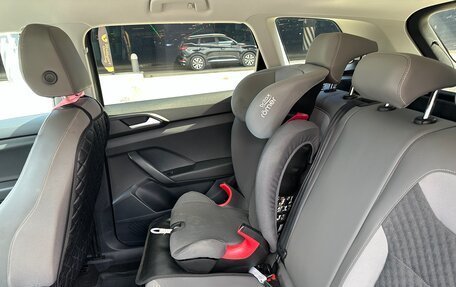 Volkswagen Taos, 2021 год, 3 000 000 рублей, 13 фотография