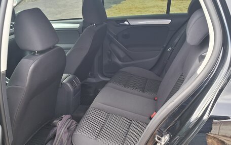 Volkswagen Golf VI, 2011 год, 800 000 рублей, 8 фотография