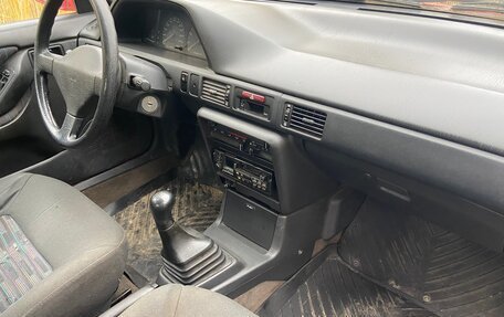 Mazda 323, 1992 год, 185 000 рублей, 10 фотография