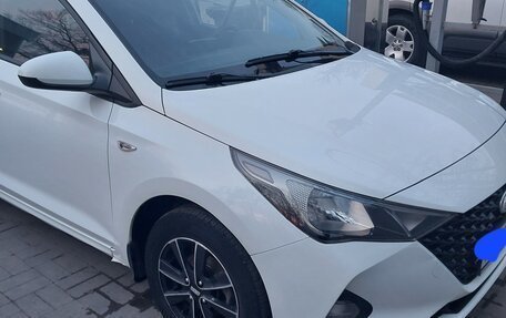 Hyundai Solaris II рестайлинг, 2020 год, 880 000 рублей, 10 фотография