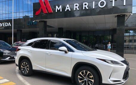 Lexus RX IV рестайлинг, 2020 год, 4 900 000 рублей, 1 фотография