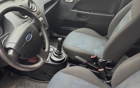 Ford Fiesta, 2006 год, 357 000 рублей, 8 фотография