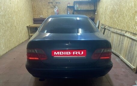 Mercedes-Benz CLK-Класс, 2000 год, 420 000 рублей, 15 фотография