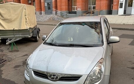Hyundai i20 IB рестайлинг, 2010 год, 670 000 рублей, 3 фотография