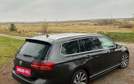 Volkswagen Passat B8 рестайлинг, 2017 год, 2 250 000 рублей, 13 фотография