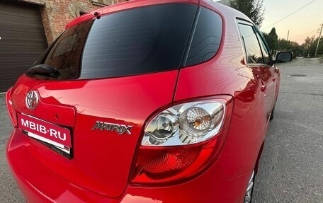 Toyota Matrix, 2008 год, 830 000 рублей, 19 фотография