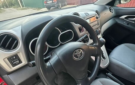 Toyota Matrix, 2008 год, 830 000 рублей, 24 фотография