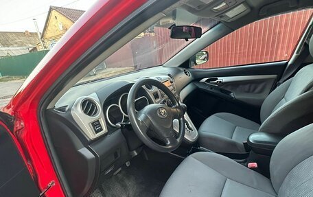 Toyota Matrix, 2008 год, 830 000 рублей, 23 фотография