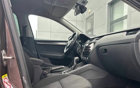 Skoda Octavia, 2018 год, 1 910 000 рублей, 13 фотография