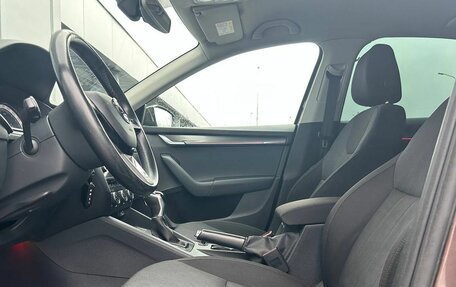 Skoda Octavia, 2018 год, 1 910 000 рублей, 10 фотография