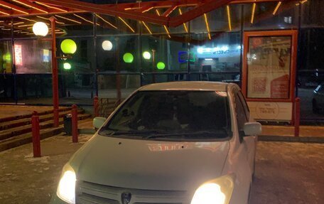 Toyota Ist II, 2004 год, 400 000 рублей, 1 фотография