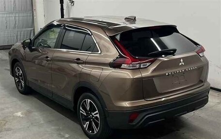 Mitsubishi Eclipse Cross, 2022 год, 2 200 000 рублей, 4 фотография