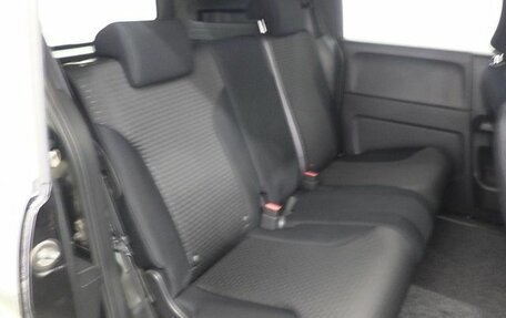 Honda Freed I, 2011 год, 1 200 000 рублей, 10 фотография