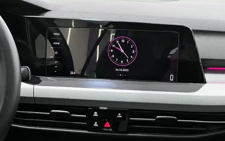 Volkswagen Golf VIII, 2022 год, 1 690 555 рублей, 11 фотография