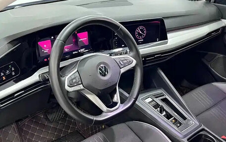 Volkswagen Golf VIII, 2022 год, 1 690 555 рублей, 12 фотография