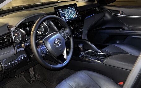 Toyota Camry, 2021 год, 3 150 000 рублей, 5 фотография