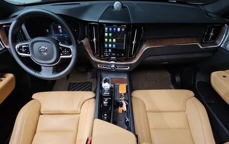 Volvo XC60 II, 2024 год, 5 490 000 рублей, 6 фотография