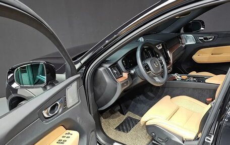 Volvo XC60 II, 2024 год, 5 490 000 рублей, 5 фотография