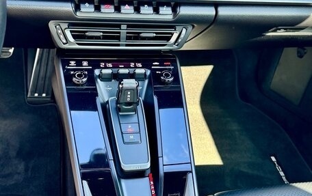 Porsche 911, 2020 год, 14 400 000 рублей, 9 фотография