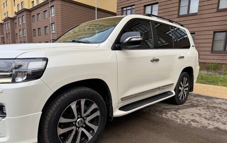 Toyota Land Cruiser 200, 2018 год, 7 200 000 рублей, 3 фотография