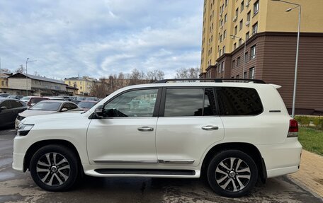 Toyota Land Cruiser 200, 2018 год, 7 200 000 рублей, 4 фотография