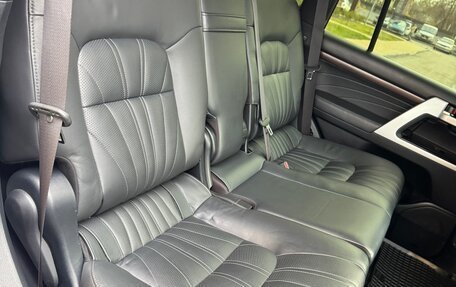 Toyota Land Cruiser 200, 2018 год, 7 200 000 рублей, 22 фотография