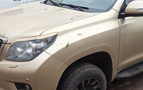 Toyota Land Cruiser Prado 150 рестайлинг 2, 2010 год, 2 350 000 рублей, 14 фотография