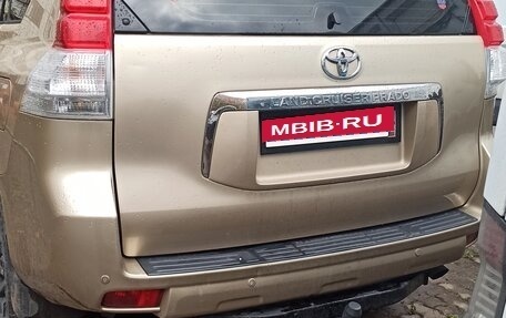 Toyota Land Cruiser Prado 150 рестайлинг 2, 2010 год, 2 350 000 рублей, 6 фотография