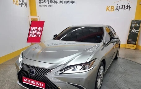 Lexus ES VII, 2021 год, 3 245 000 рублей, 1 фотография