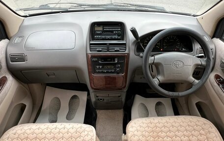 Toyota Gaia, 1998 год, 599 999 рублей, 16 фотография