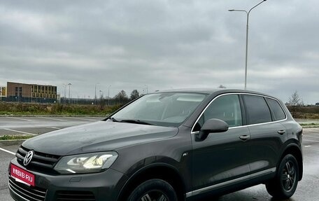 Volkswagen Touareg III, 2011 год, 1 850 000 рублей, 3 фотография