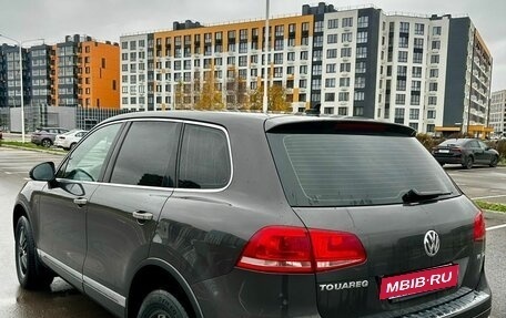 Volkswagen Touareg III, 2011 год, 1 850 000 рублей, 5 фотография