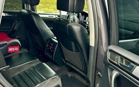 Volkswagen Touareg III, 2011 год, 1 850 000 рублей, 13 фотография