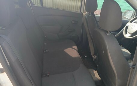 Renault Sandero II рестайлинг, 2016 год, 550 000 рублей, 14 фотография