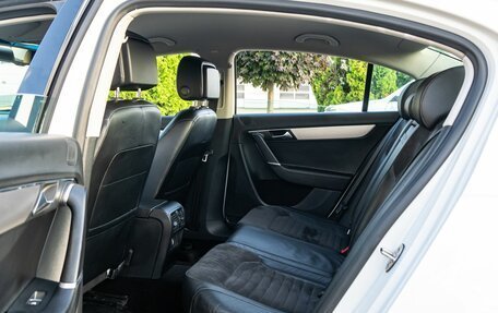 Volkswagen Passat B7, 2014 год, 1 095 000 рублей, 25 фотография