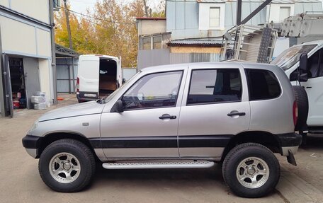 Chevrolet Niva I рестайлинг, 2006 год, 420 000 рублей, 2 фотография