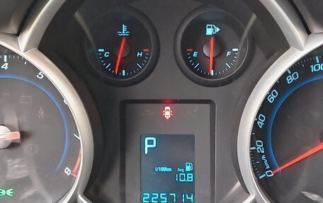 Chevrolet Cruze II, 2014 год, 800 000 рублей, 9 фотография