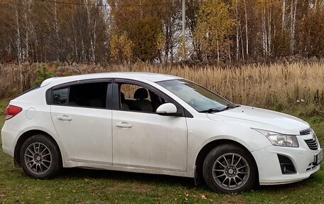 Chevrolet Cruze II, 2014 год, 800 000 рублей, 11 фотография