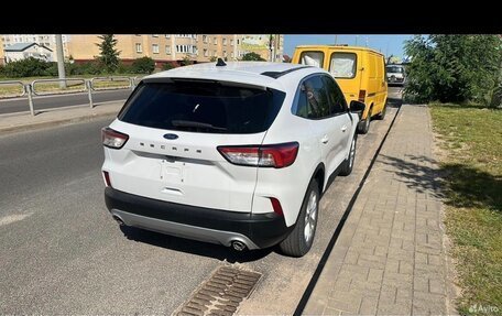 Ford Escape, 2020 год, 1 800 000 рублей, 15 фотография