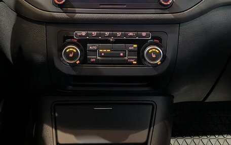 Volkswagen Golf Plus II, 2013 год, 830 000 рублей, 7 фотография