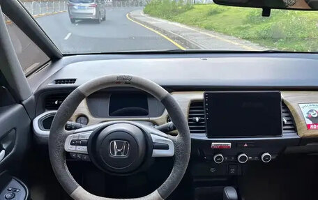 Honda Fit, 2022 год, 1 090 000 рублей, 10 фотография