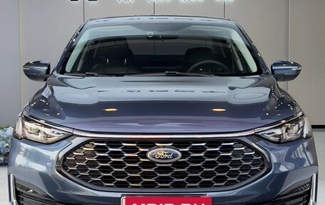 Ford Escort, 2021 год, 1 080 000 рублей, 2 фотография