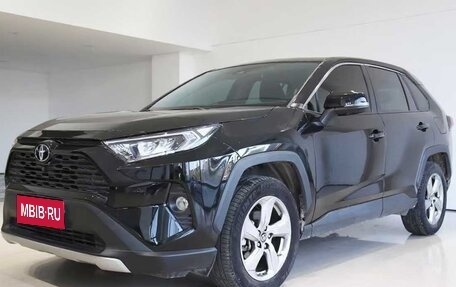 Toyota RAV4, 2022 год, 2 514 000 рублей, 1 фотография