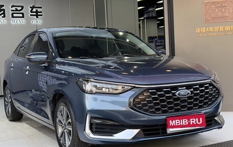 Ford Escort, 2021 год, 1 080 000 рублей, 1 фотография