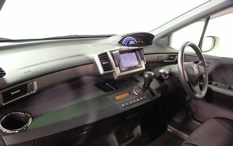 Honda Freed I, 2013 год, 835 000 рублей, 18 фотография