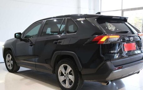 Toyota RAV4, 2022 год, 2 514 000 рублей, 6 фотография