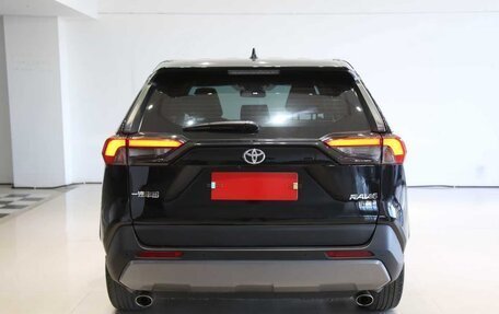 Toyota RAV4, 2022 год, 2 514 000 рублей, 5 фотография